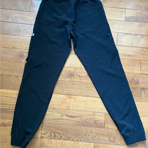 MOBB scrub pants jogger style - Picture 2 of 6